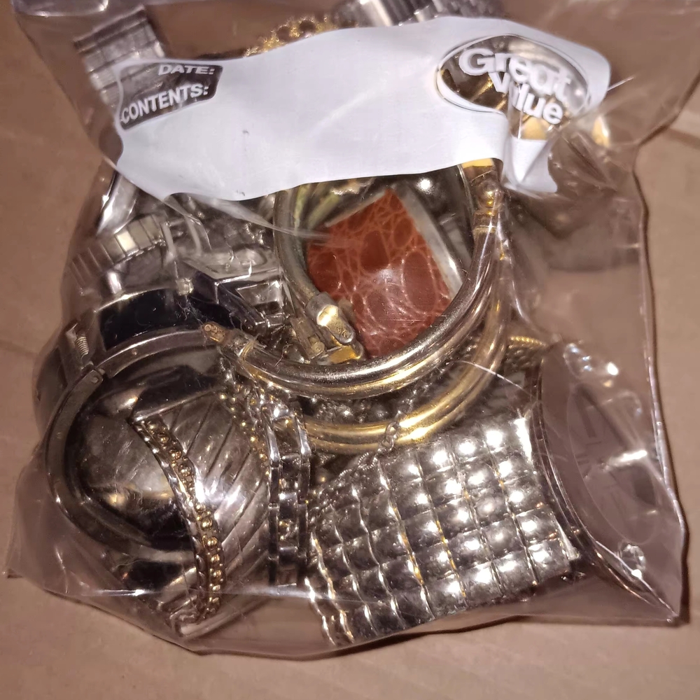 Assorted Watch Collection Untested - Picture 3 of 5